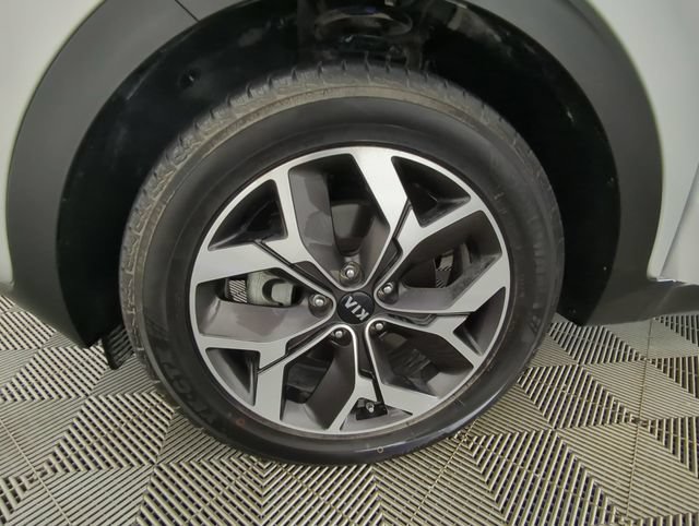 Used 2022 Kia Sportage EX AWD/4WD image 16