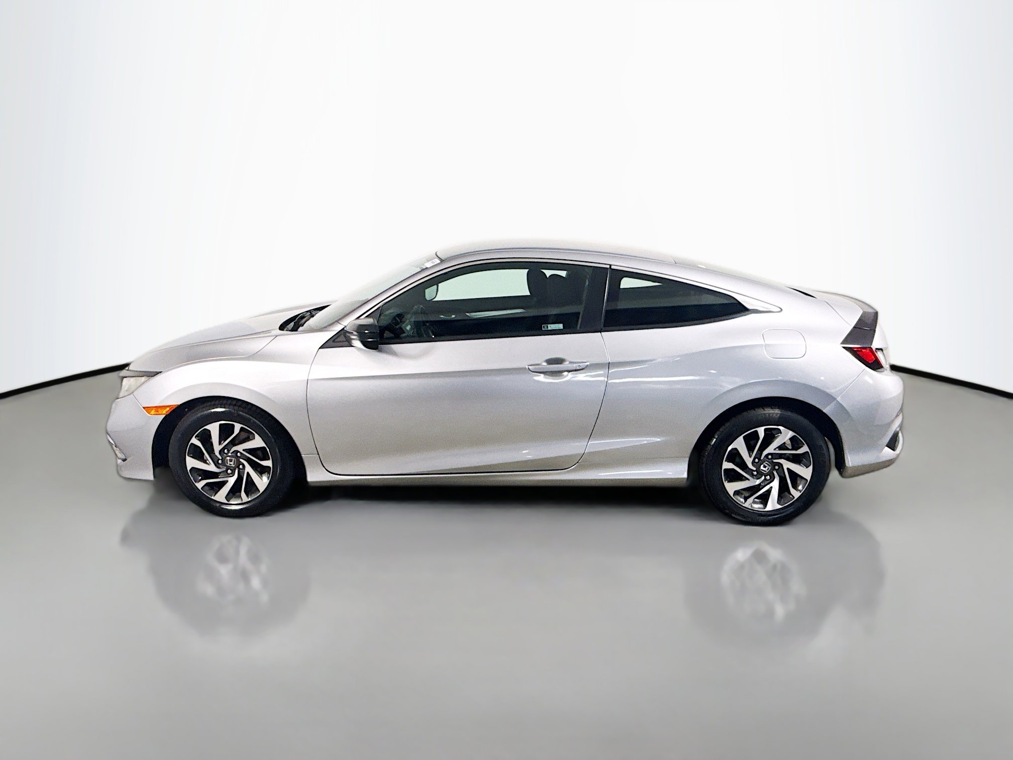 Used 2019 Honda Civic LX image 6