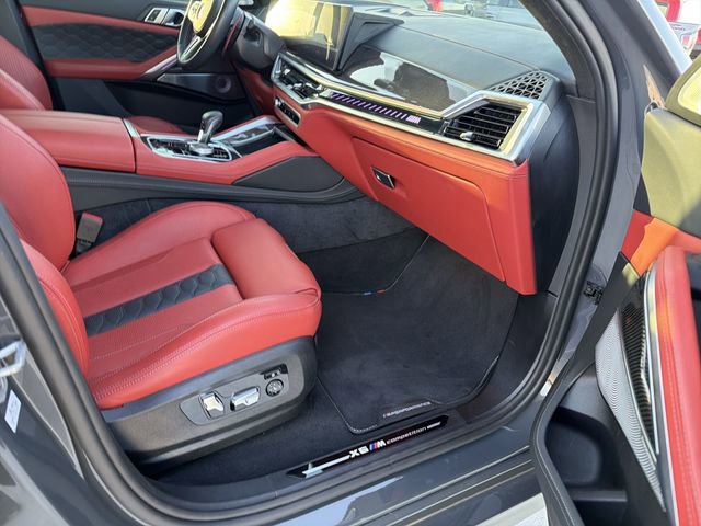 Used 2025 BMW X6 M Competition w/ Executive Package AWD/4WD image 28