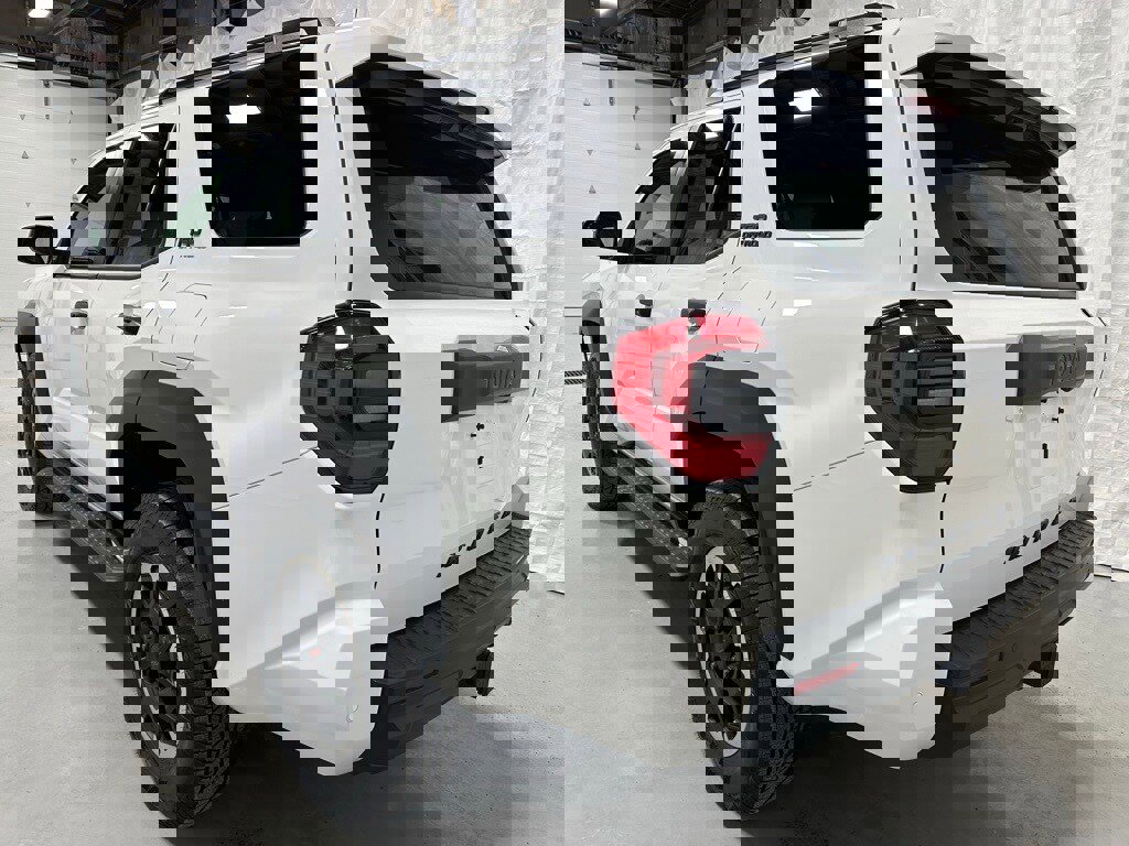 Used 2025 Toyota 4Runner TRD Off-Road image 5