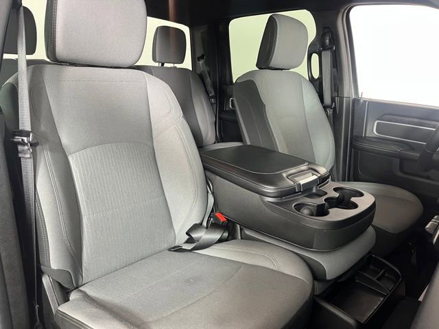 Used 2024 RAM 2500 Big Horn AWD/4WD image 41