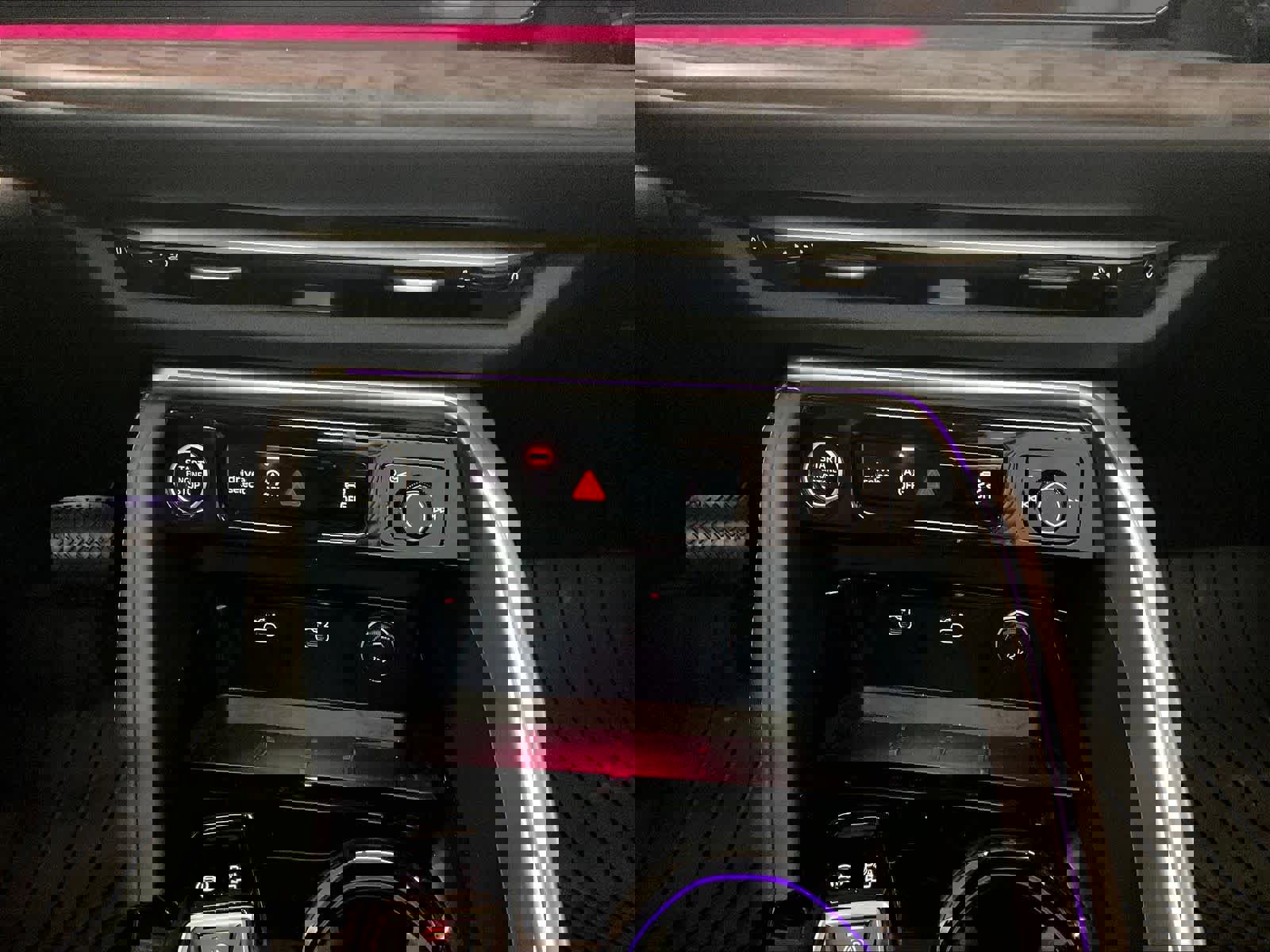 Certified 2025 Audi Q5 Premium w/ Convenience Package image 31