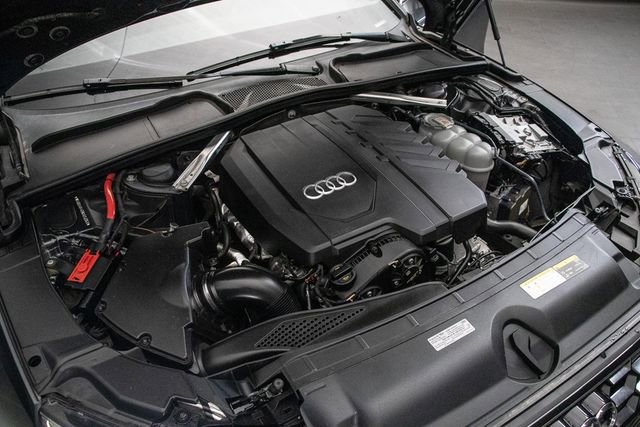 Used 2021 Audi A4 2.0T Premium w/ Convenience Package image 30