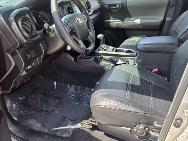 Used 2022 Toyota Tacoma SR w/ SR Convenience Package RWD image 10