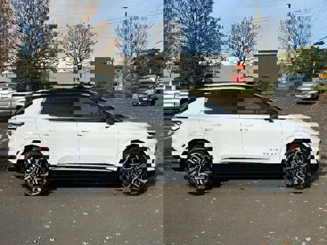 New 2026 Chevrolet Equinox EV LT w/ Convenience Package II image 9