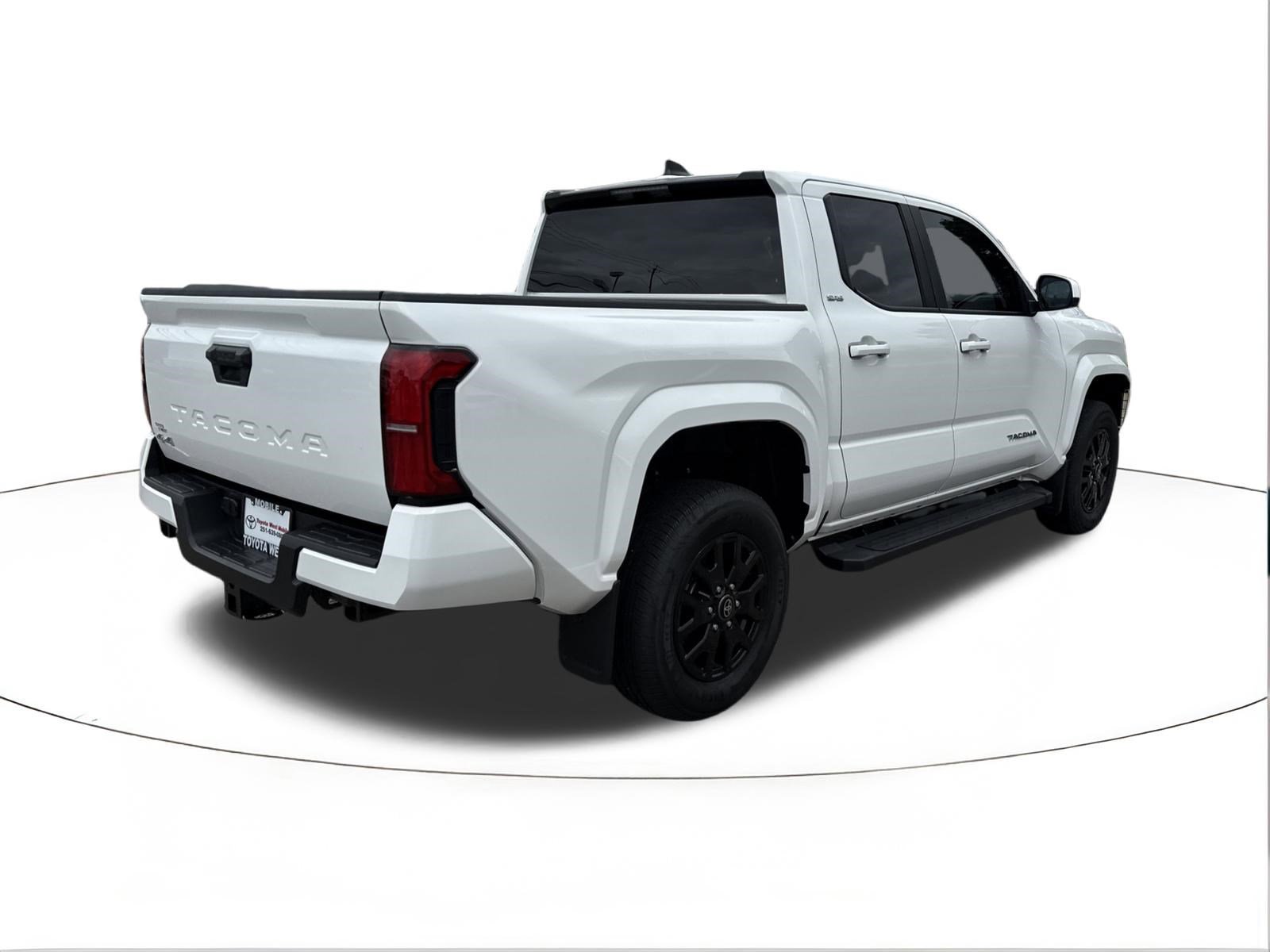Used 2024 Toyota Tacoma SR5 AWD/4WD image 3