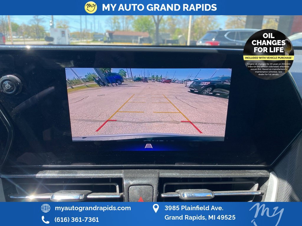 Used 2024 Chevrolet TrailBlazer LT AWD/4WD image 25