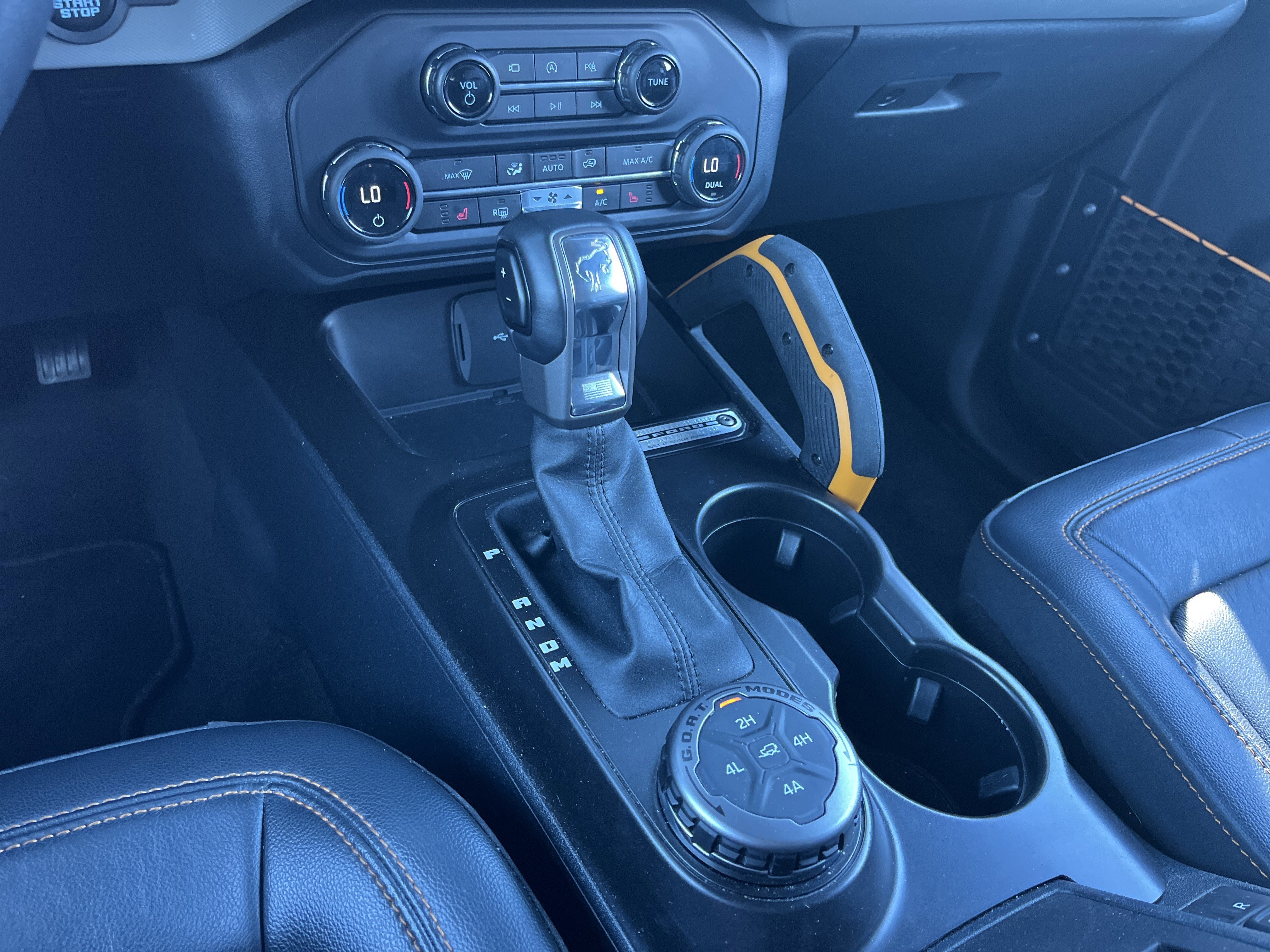 Used 2023 Ford Bronco Badlands w/ Sasquatch Package image 11