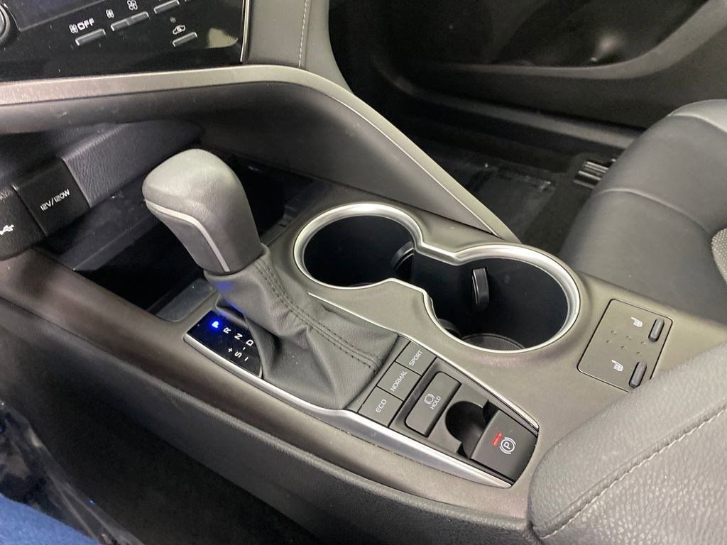 Used 2023 Toyota Camry XLE image 20