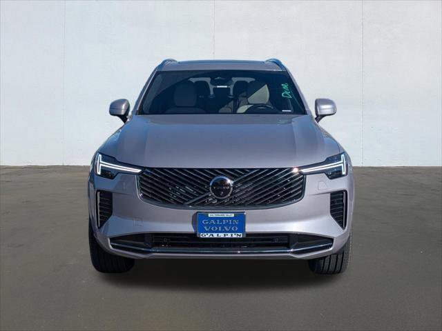 New 2026 Volvo XC90 B6 Plus w/ Protection Package Premier image 4