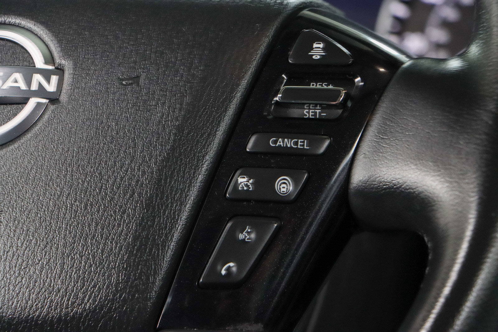 Used 2022 Nissan Armada SL image 15