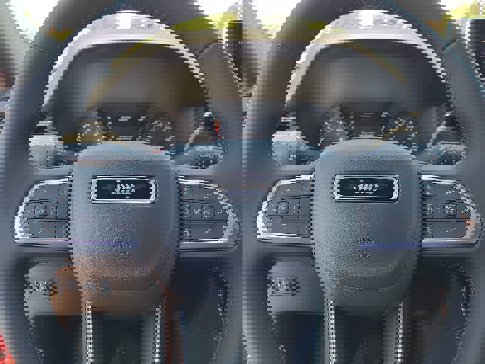 New 2025 Jeep Compass Limited w/ Sun & Sound Group image 23