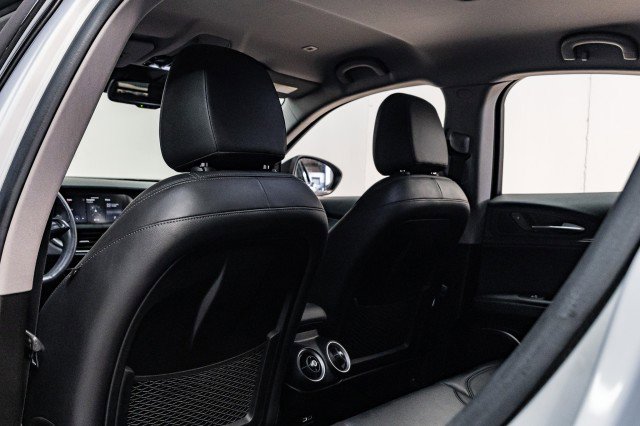 Used 2021 Alfa Romeo Stelvio Sprint w/ Nero Edizione image 21