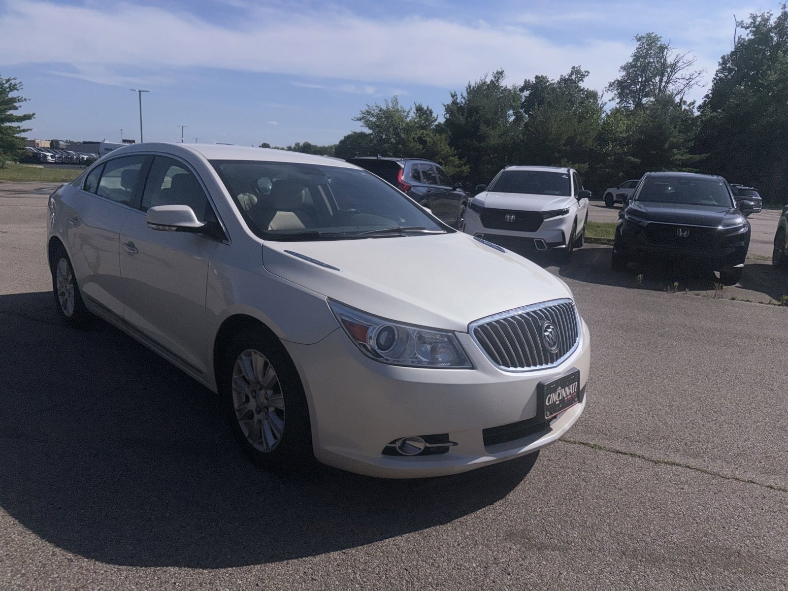 Used 2013 Buick LaCrosse Leather w/ Driver Confidence Package FWD image 4