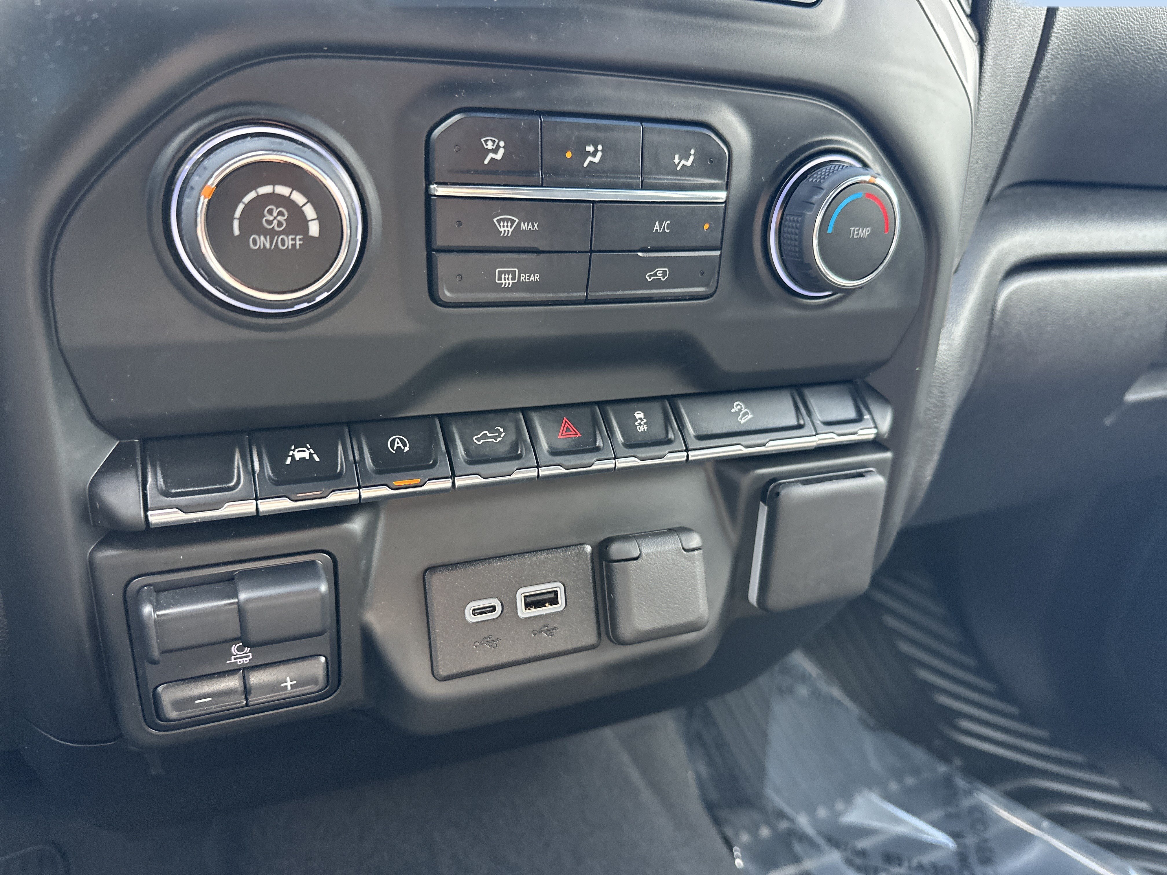 Certified 2024 Chevrolet Silverado 1500 Custom Trail Boss AWD/4WD image 19