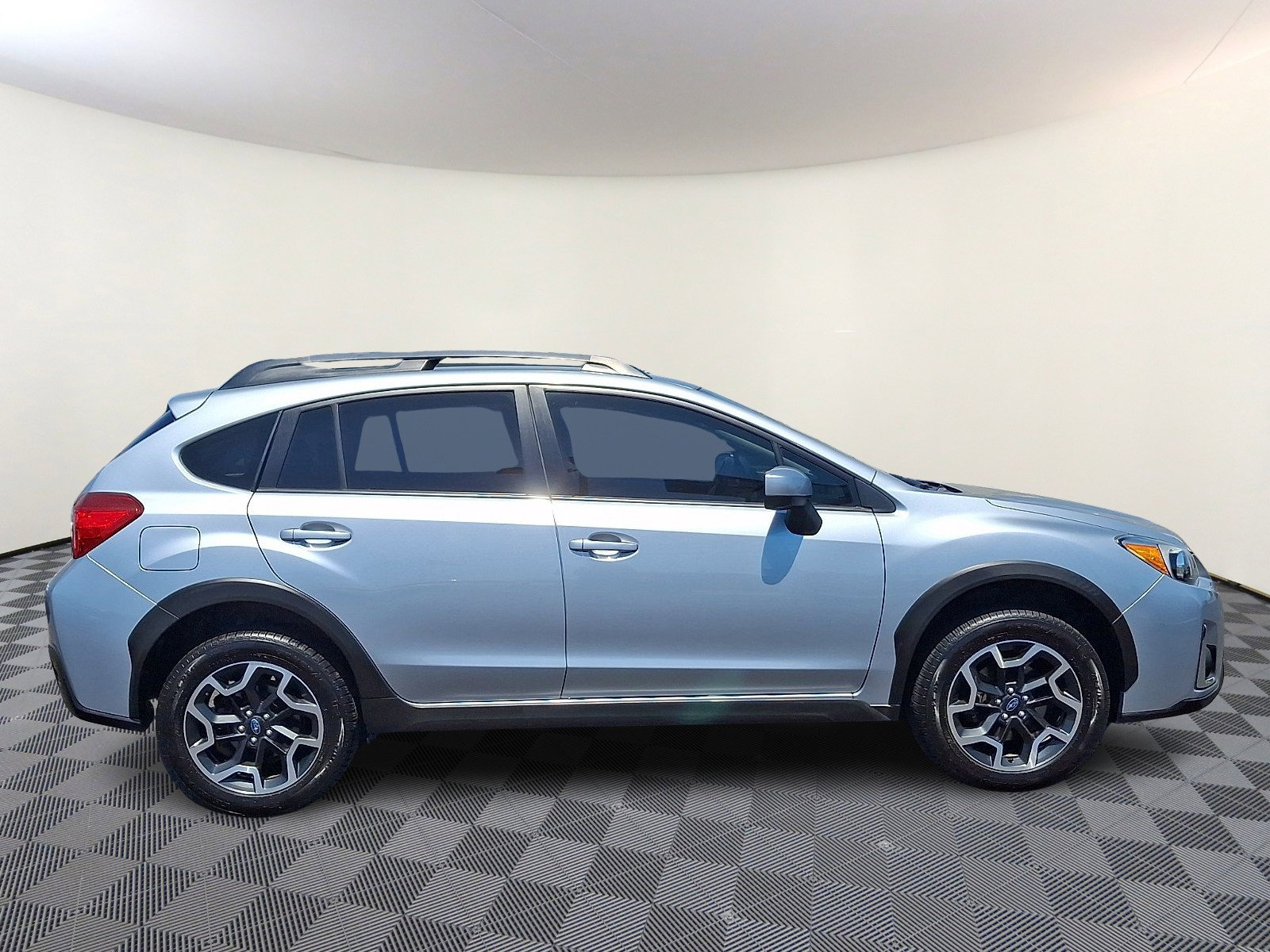 Used 2016 Subaru Crosstrek 2.0i Premium AWD/4WD image 8