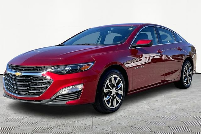 Used 2024 Chevrolet Malibu LT image 3