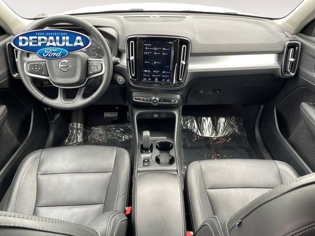 Used 2021 Volvo XC40 T5 Momentum AWD/4WD image 13