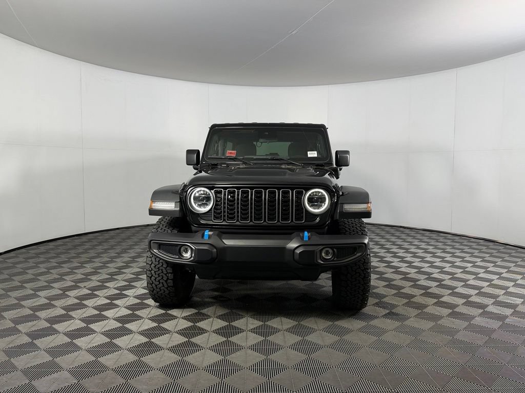 Used 2025 Jeep Wrangler Unlimited Rubicon 4xe w/ Safety Group AWD/4WD image 14