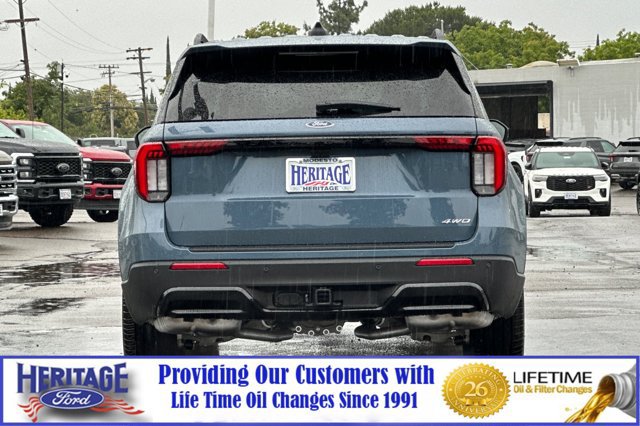New 2026 Ford Explorer ST-Line w/ ST-Line Street Pack AWD/4WD image 5