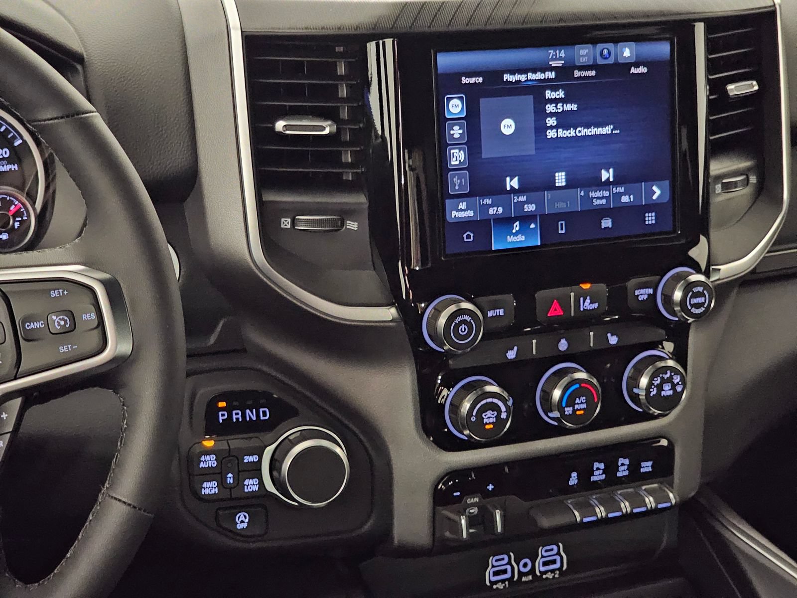 New 2026 RAM 1500 Big Horn AWD/4WD image 9