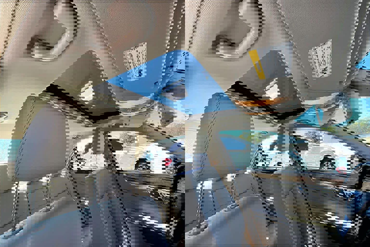 Used 2014 Mercedes-Benz E 350 4MATIC Sedan image 14