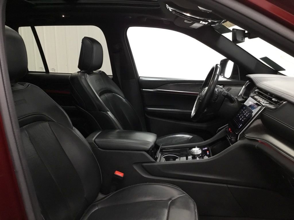 Used 2022 Jeep Grand Cherokee Overland image 42