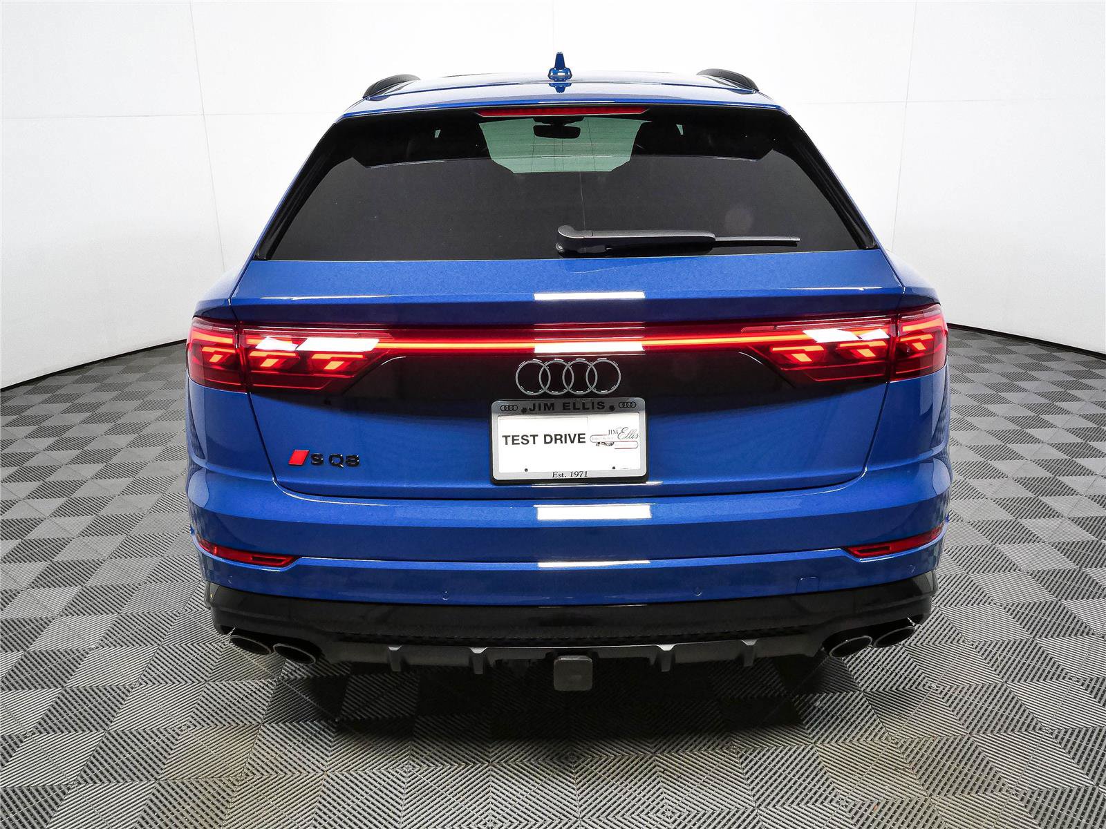 New 2026 Audi SQ8 Prestige AWD/4WD image 31