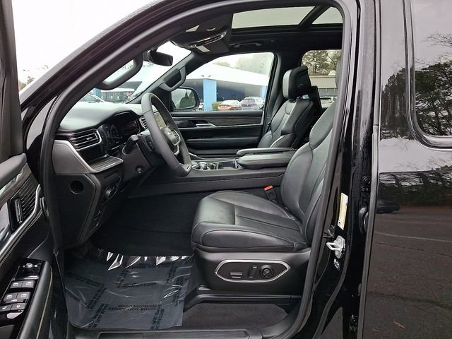 Used 2022 Jeep Wagoneer Series III w/ Premium Group I image 19