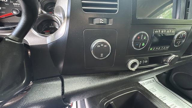 Used 2014 GMC Sierra 2500 SLE w/ SLE Preferred Package AWD/4WD image 20