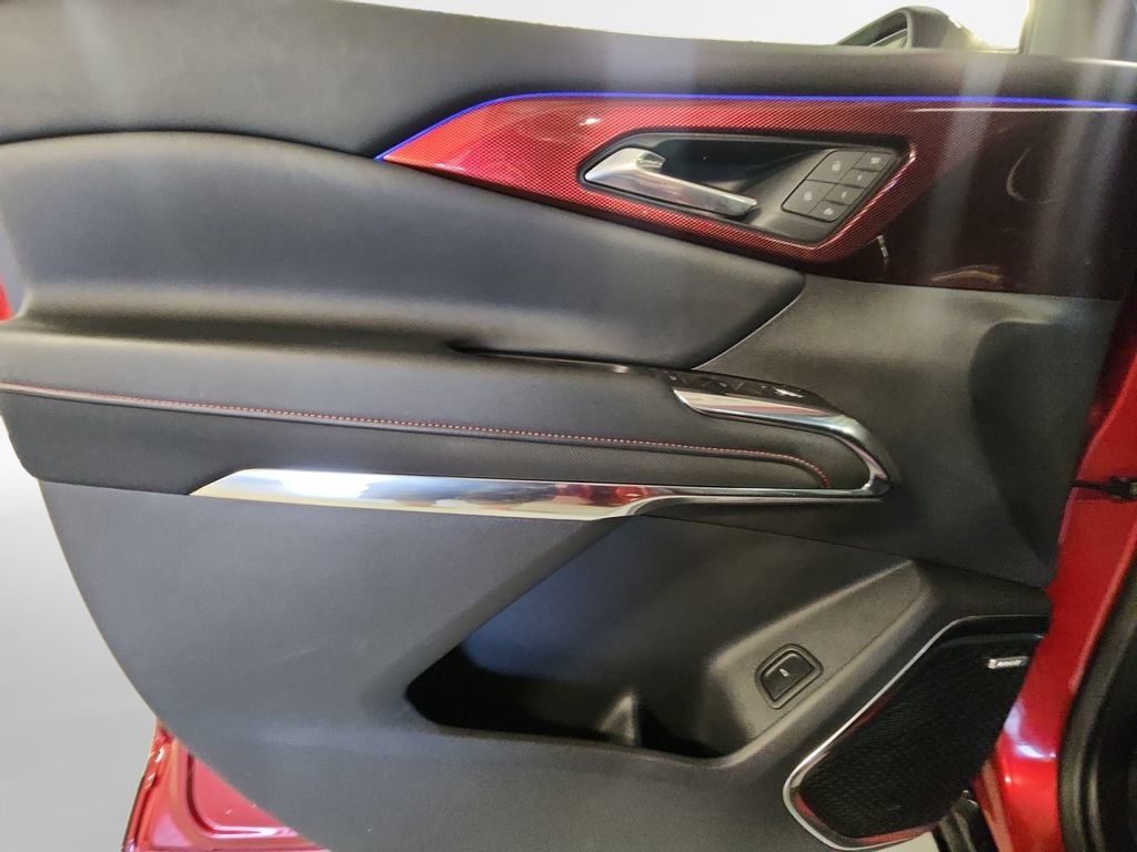 Certified 2025 Chevrolet Traverse RS AWD/4WD image 16