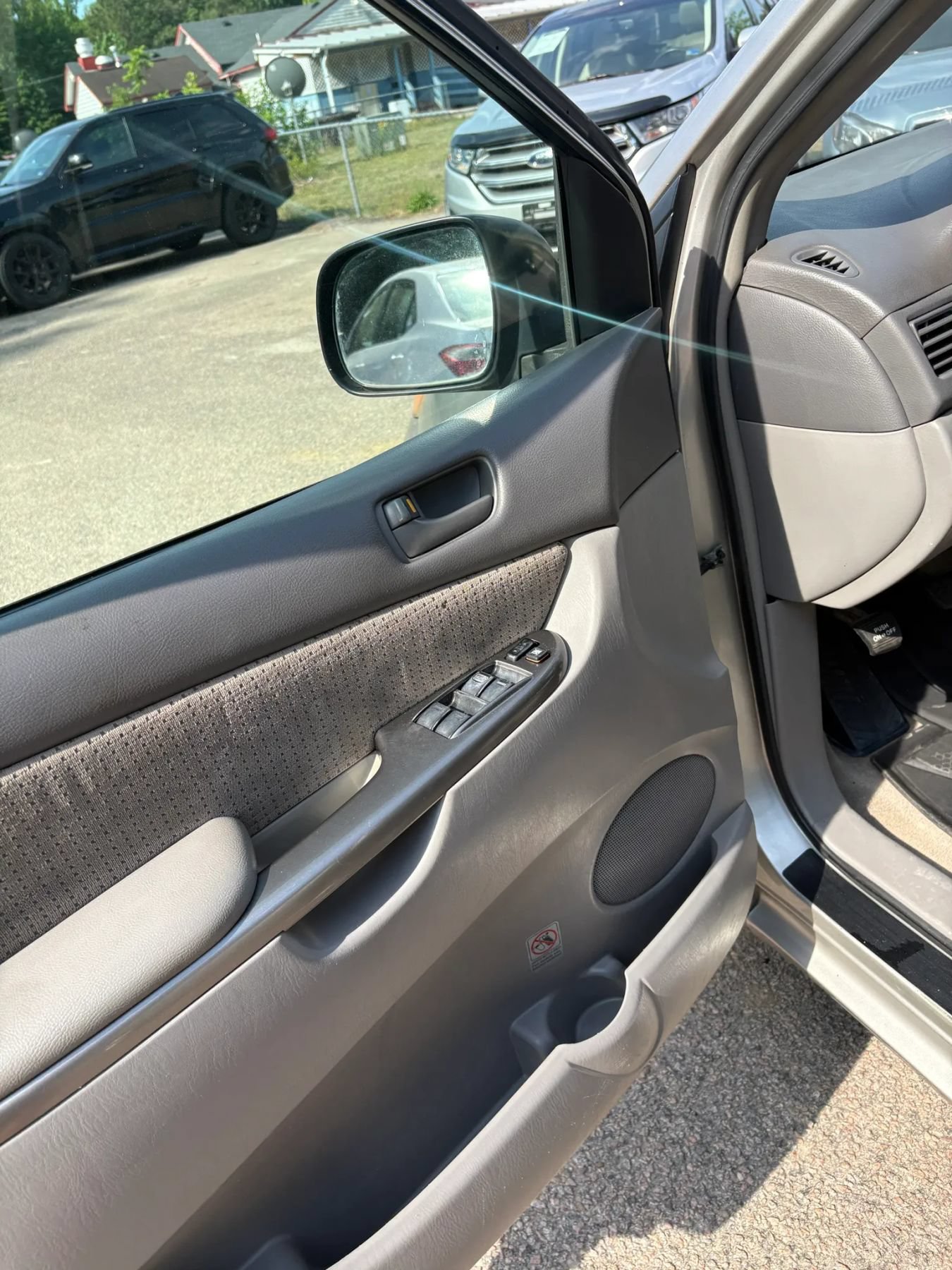 Used 2010 Toyota Sienna LE FWD image 10