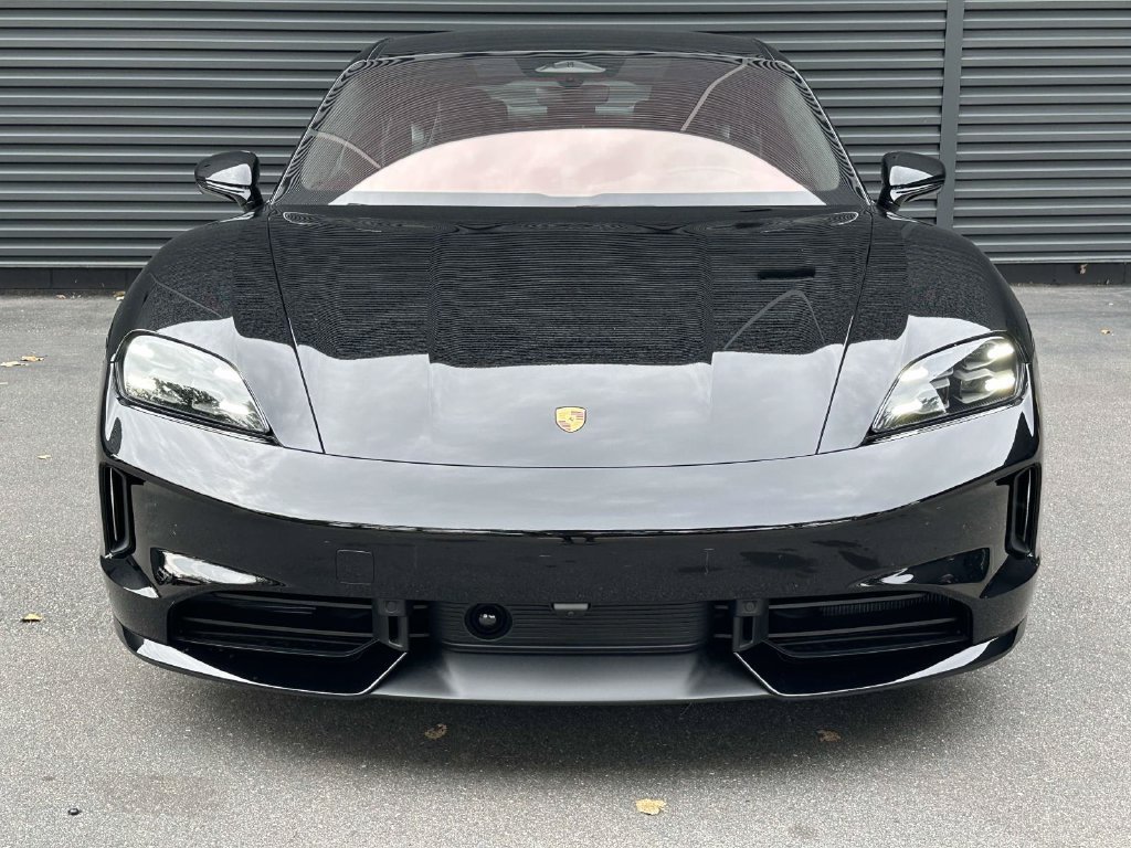 New 2026 Porsche Taycan GTS AWD/4WD image 8
