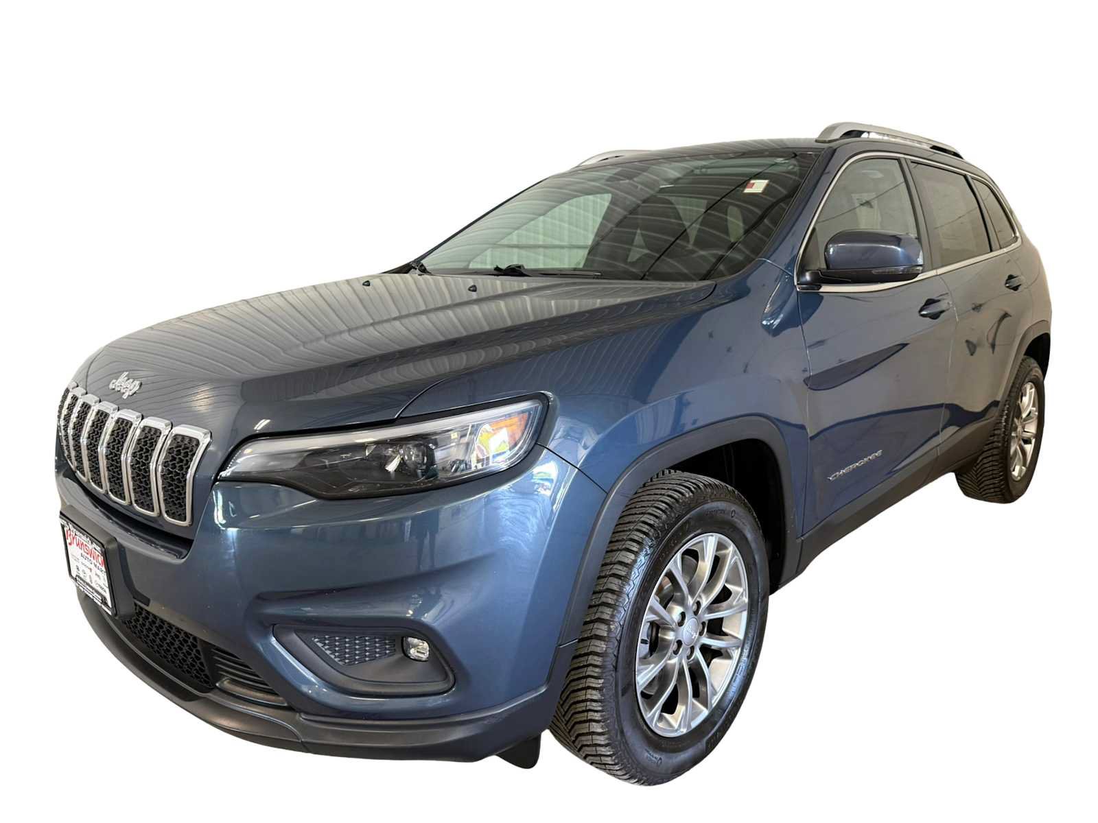 Used 2019 Jeep Cherokee Latitude Plus w/ Cold Weather Group AWD/4WD image 1