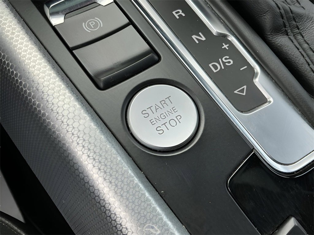 Used 2017 Audi Q5 2.0T Premium Plus w/ Technology Package image 25