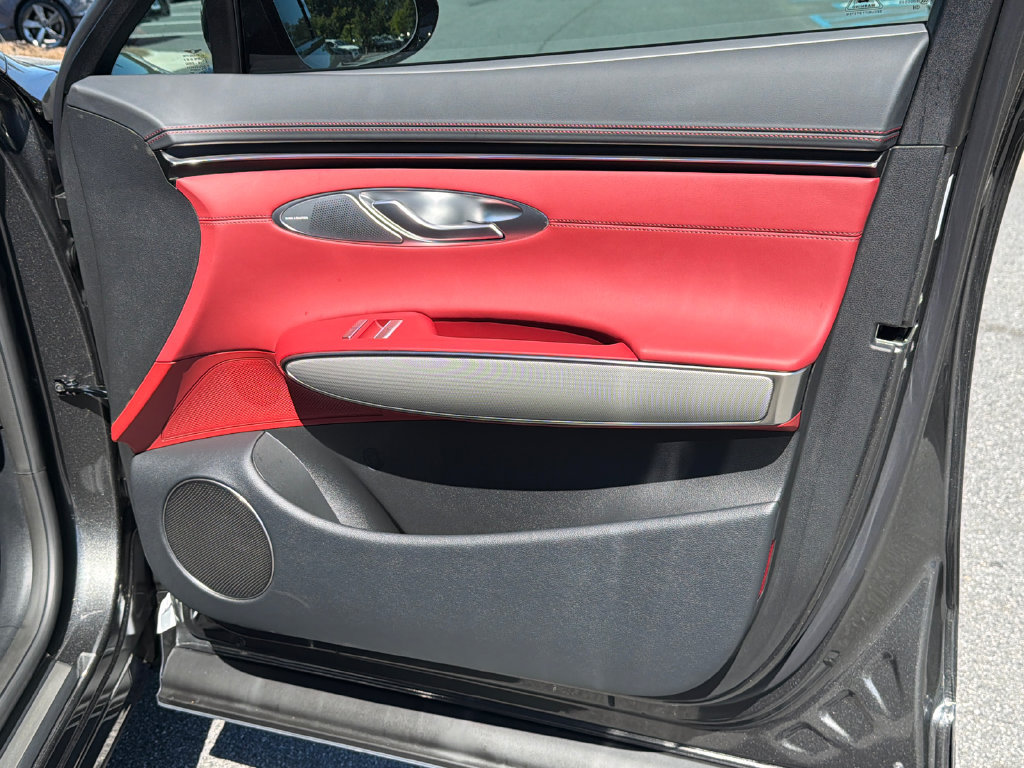 New 2027 Genesis GV70 2.5T Sport Prestige AWD/4WD image 16