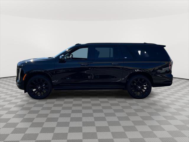 Used 2026 Cadillac Escalade ESV Platinum Sport w/ LPO, ONYX Package AWD/4WD image 4