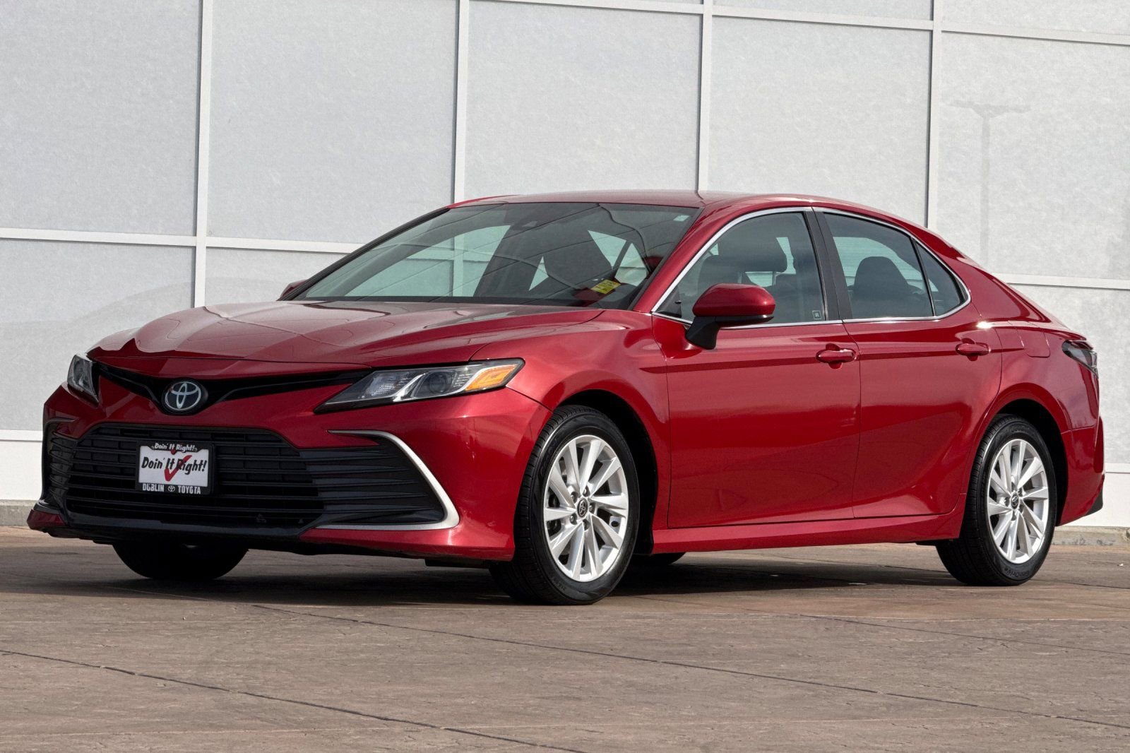 Certified 2023 Toyota Camry LE FWD image 10
