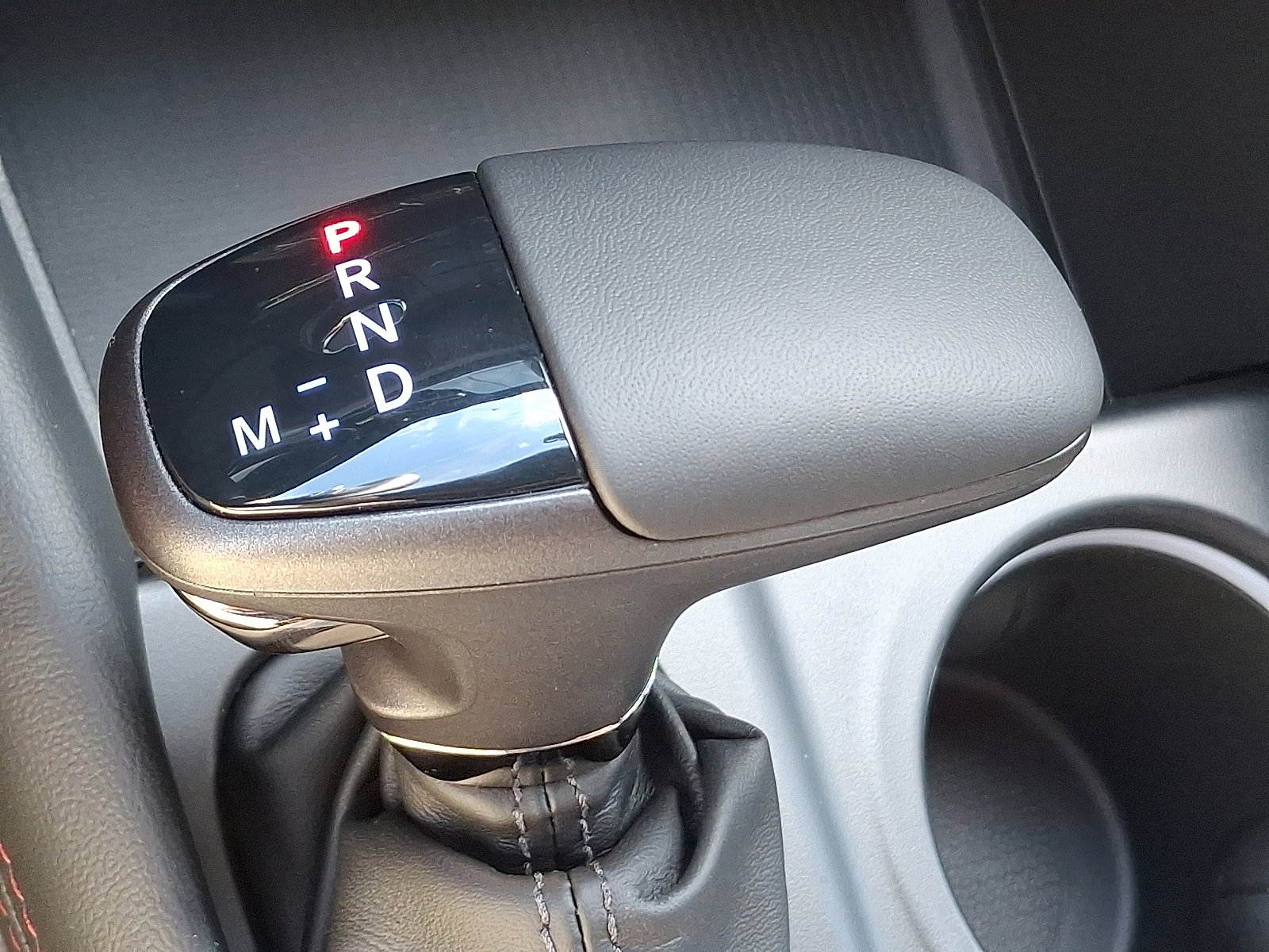 New 2026 Dodge Durango GT w/ Blacktop Package image 9