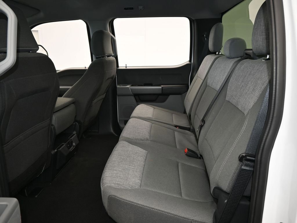 Used 2025 Ford F250 XLT image 37