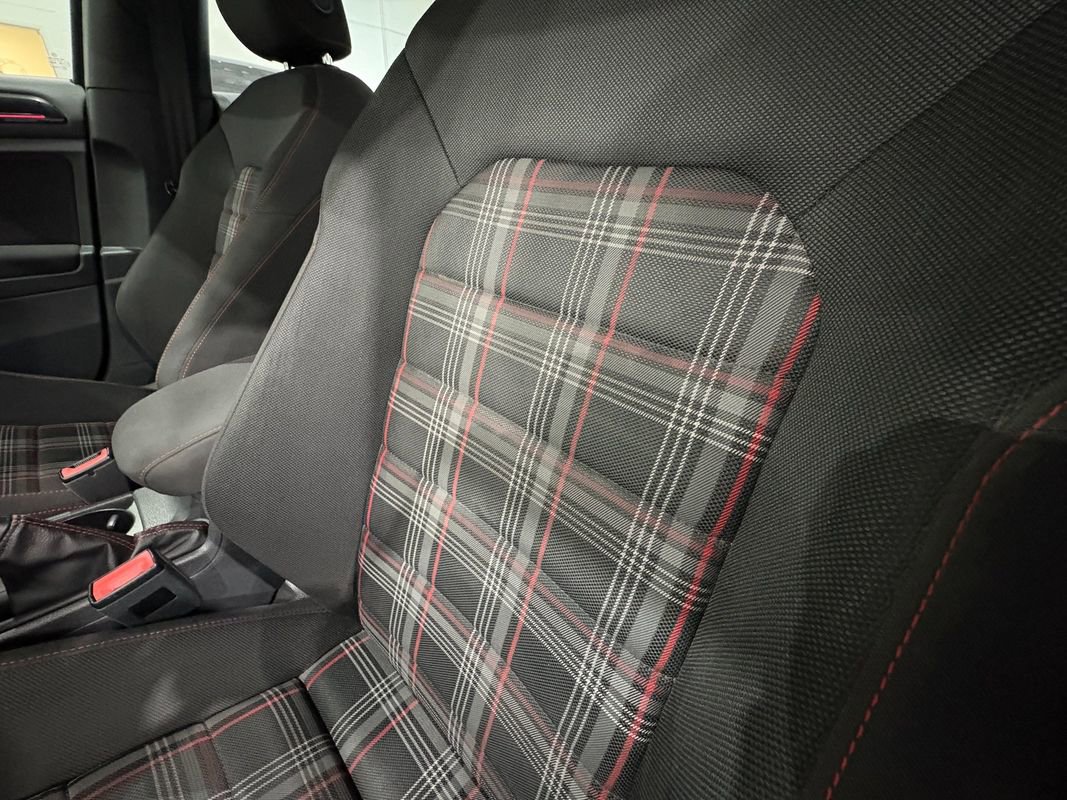 Used 2016 Volkswagen GTI S FWD image 11