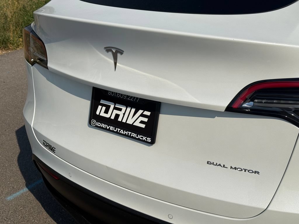 Used 2022 Tesla Model Y Long Range AWD/4WD image 15