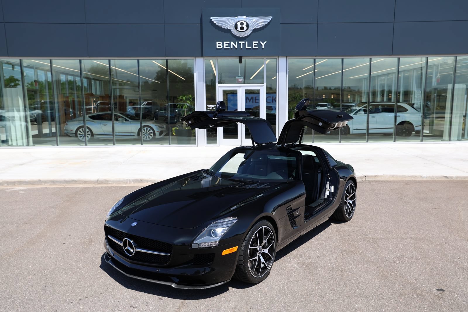 Used 2015 Mercedes-Benz SLS AMG GT Final Edition image 18