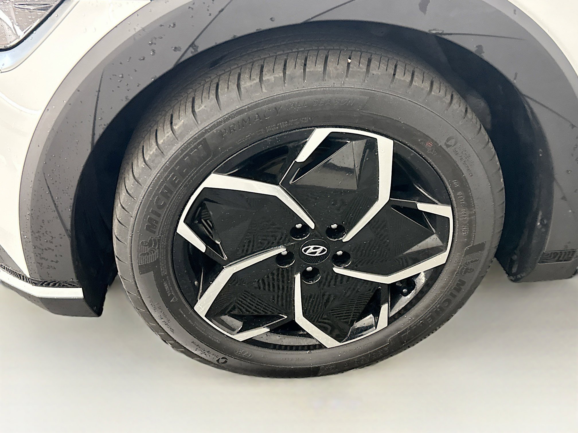 Used 2024 Hyundai Ioniq 5 SEL image 11