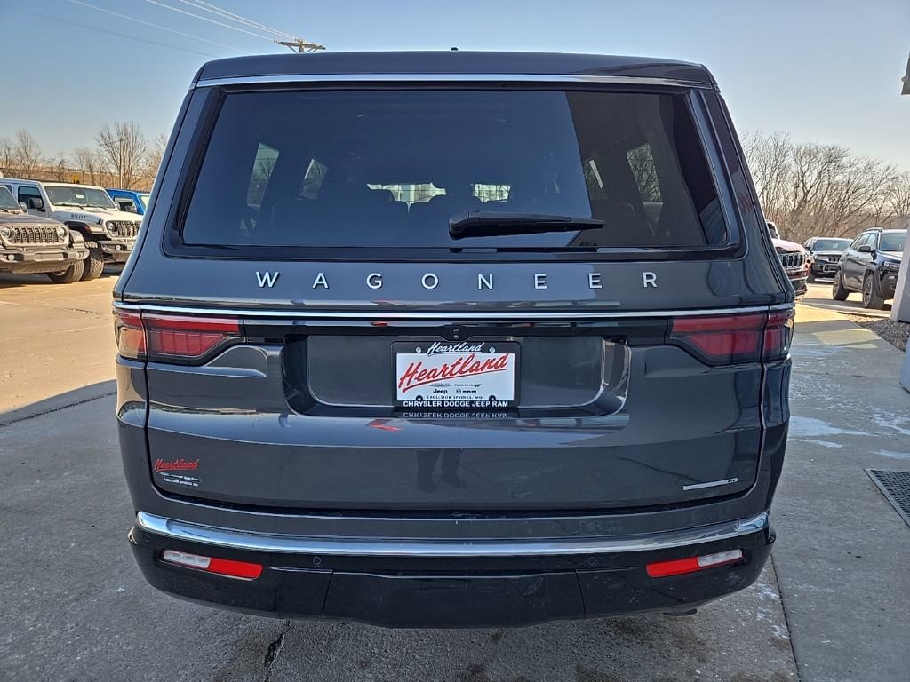 Used 2024 Jeep Wagoneer Series II image 10