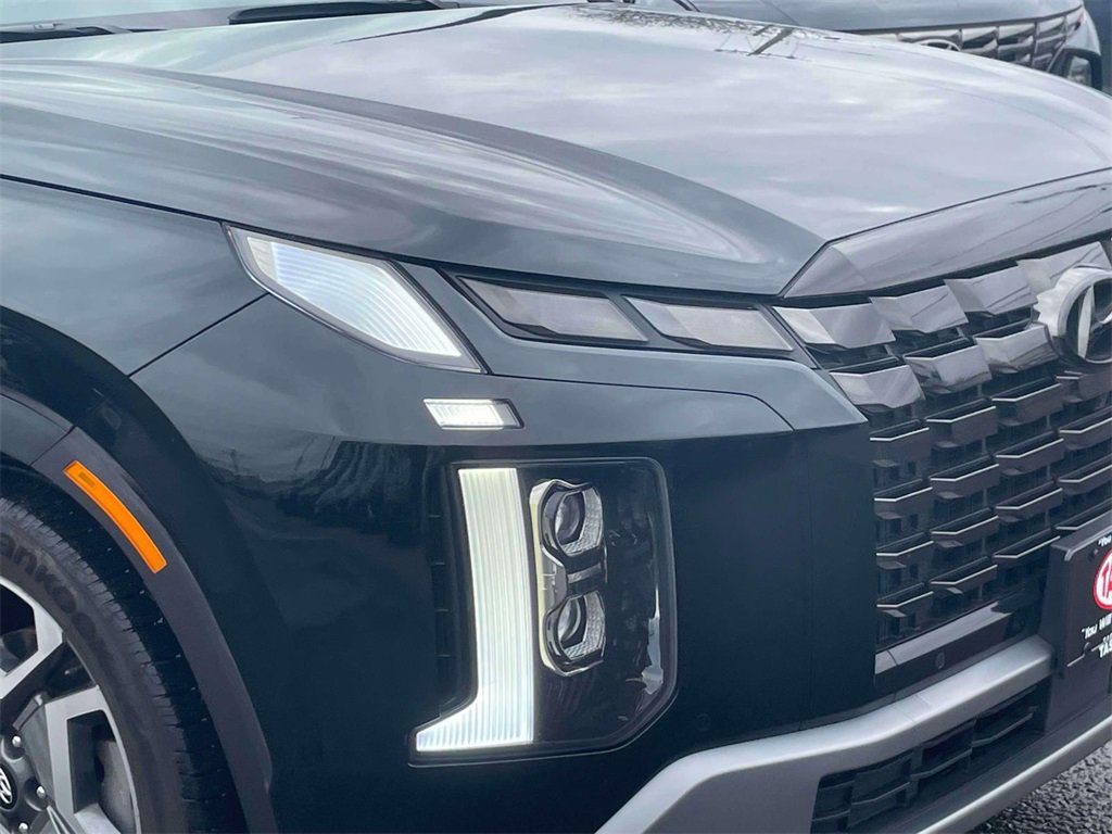 Used 2023 Hyundai Palisade Limited image 10