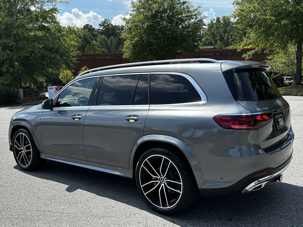 Certified 2025 Mercedes-Benz GLS 450 4MATIC w/ AMG Line Exterior image 6