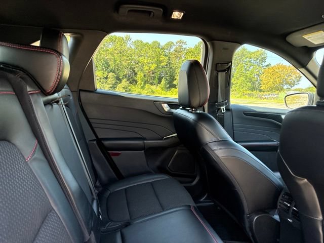 Certified 2023 Ford Escape ST-Line w/ Tech Pack #1 FWD image 24