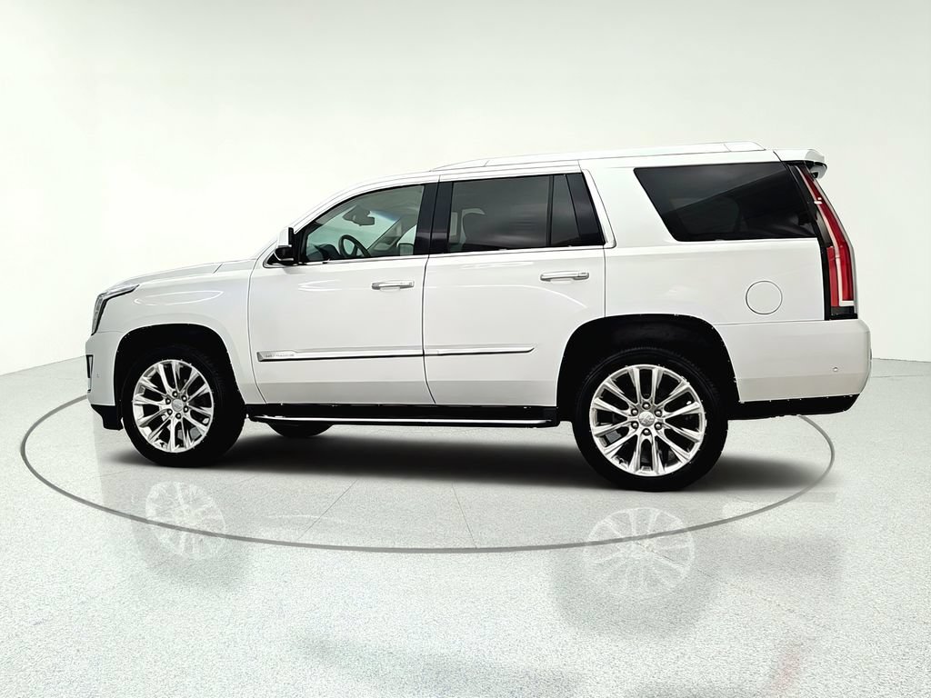 Used 2018 Cadillac Escalade Luxury AWD/4WD image 5