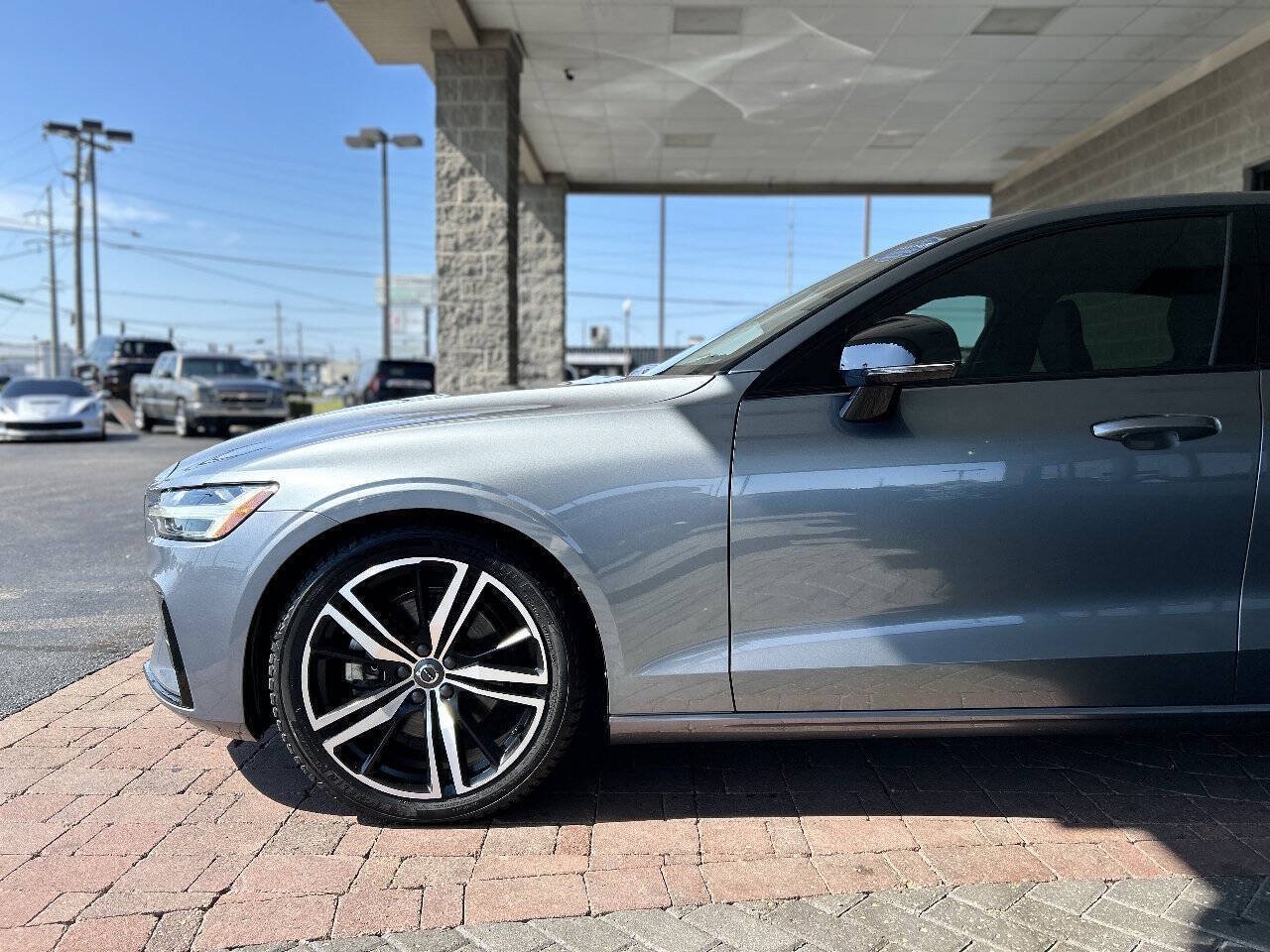 Used 2021 Volvo S60 T5 R-Design AWD/4WD image 6